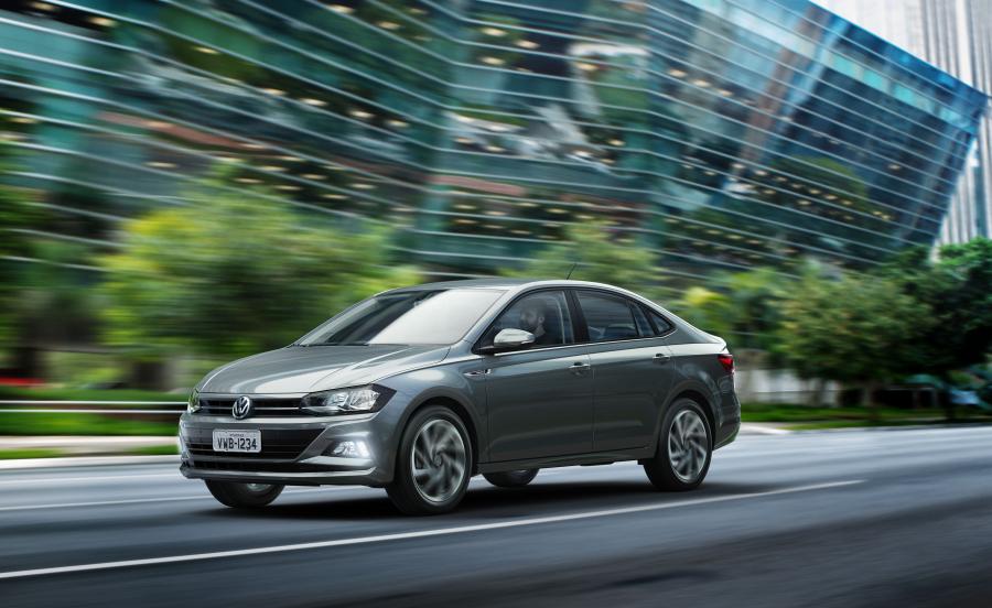  Volkswagen Virtus TSI Highline 2018 года  (фото 1 из 14)